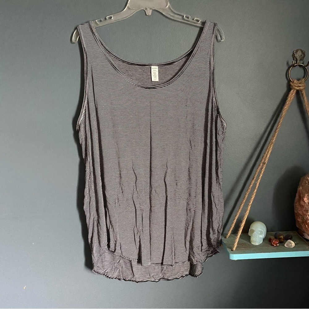 Old Navy tank